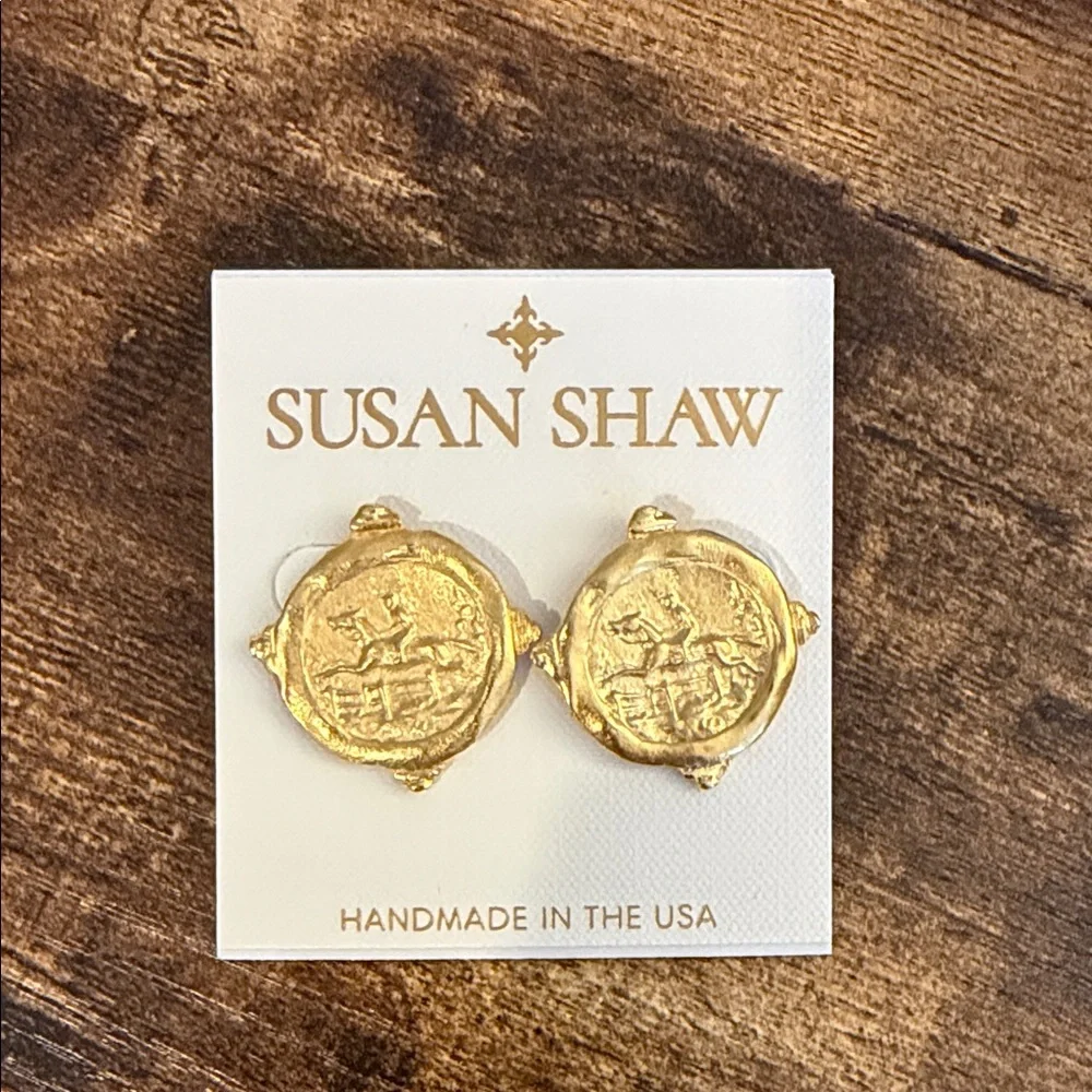 Gold Equestrian Coin Earrings - Picture 1 of 3